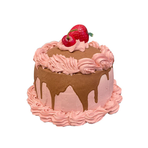 I DOLCI DI NAMI Torta con panna rosa e cioccolato decoro artigianale Ø20 H15 cm