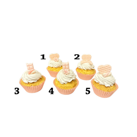 I DOLCI DI NAMI Cupcake con panna e decori rosa 5 varianti diverse Ø 4,5 H 9 cm
