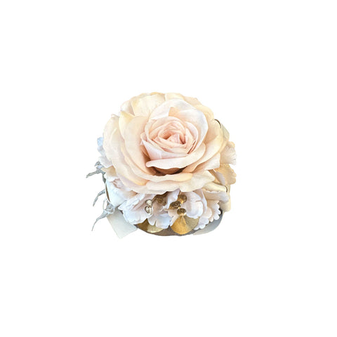 FIORI DI LENA Pouf in seta rosa antico con rosa ortensia piume e eucalipto oro ELEGANCE 100% made in italy Ø 15 cm