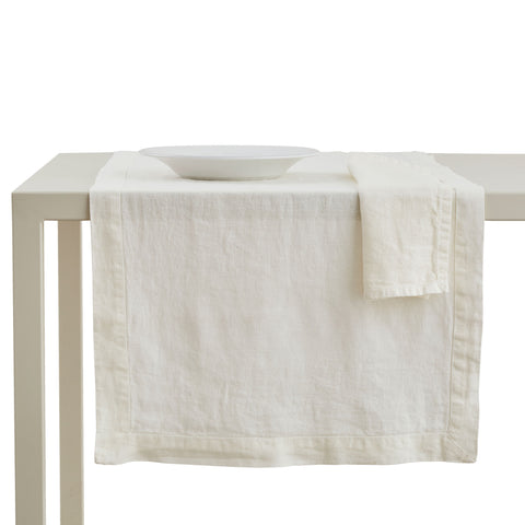 Chemin de table en lin blanc perle « Graphite » 50 x 150 cm, 2 variantes (1 unité)