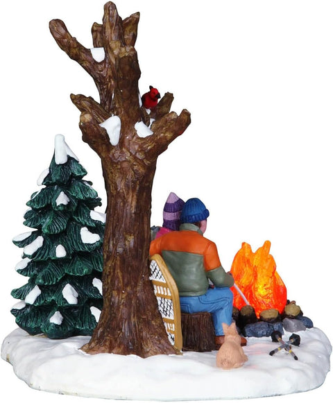 LEMAX Scena coppia al falò luce led "Staying Warm" H12.5x14.5x11 cm