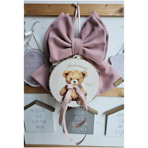Madame Fioccò Fiocco Nascita rosa con tamburello orsetto "Tenerezza di Teddy" L30xH30 cm