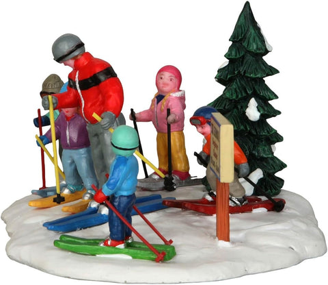 LEMAX Personaggi Scuola di sci "Ski School" H7.3x14.7x11 cm