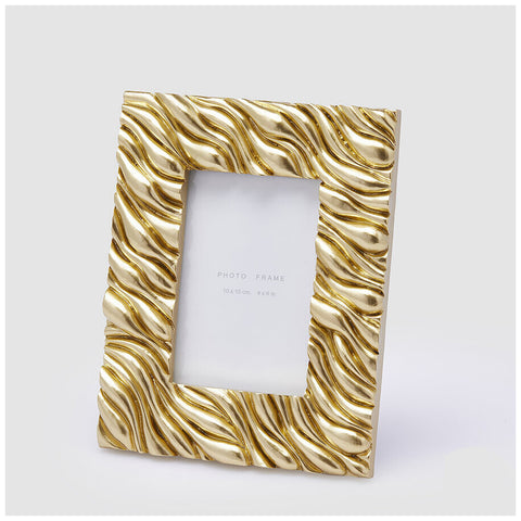 Cadre photo EDG Enzo De Gasperi Waves en résine dorée 19 x H 24 cm