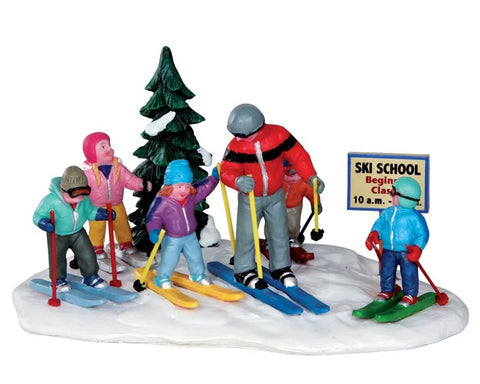 LEMAX Personaggi Scuola di sci "Ski School" H7.3x14.7x11 cm