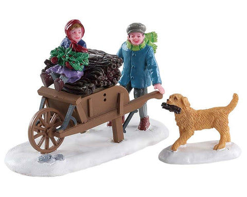 LEMAX Set 2 Personaggi "Gathering Kindling" in resina H6.3 cm