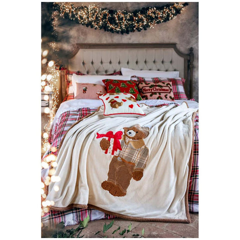 SHERPA BLANKET WITH BEAR APPLIQUÉ 440GSM
