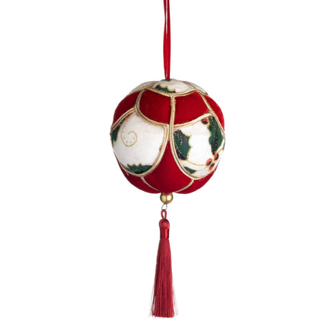 GOODWILL Fabric sphere with tassel and hollies 19 cm