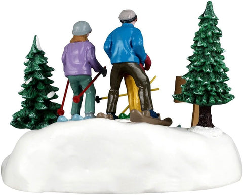 LEMAX Scena personaggi "Family Ski Day" H9.5x12.9x10.6 cm