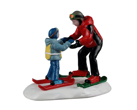 LEMAX Personaggi Lezione di Sci "Ski Slope Lesson" H6.1×6.8×4.8 cm