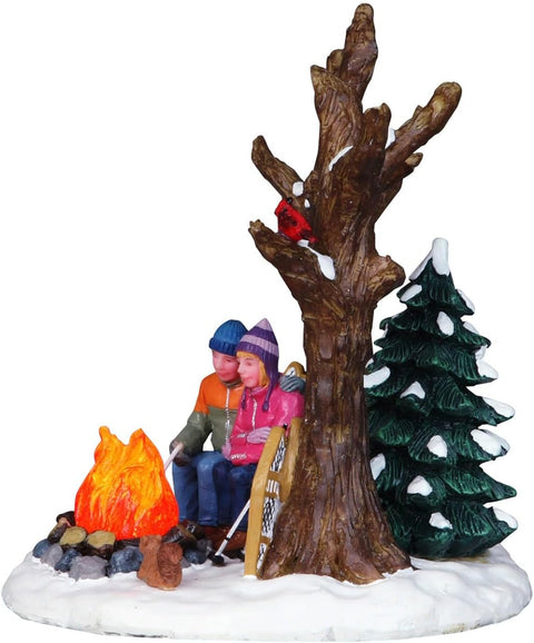 LEMAX Scena coppia al falò luce led "Staying Warm" H12.5x14.5x11 cm