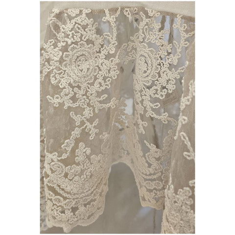 Chez Moi White linen tablecloth with pink lace "Provence" 140x140 cm