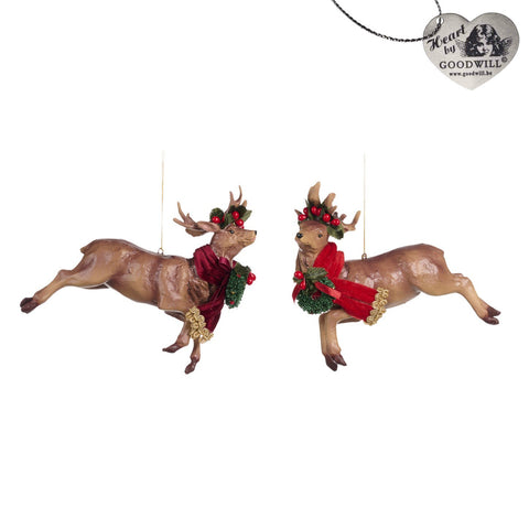 GOODWILL Resin deer with garland 18 cm 2 variants (1pc)