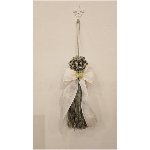 Fiori di lena Nappa artigianale Angioletto applicazione Farfalla 4x7xH16 cm 6 varianti(1 unità) - Angelica Home Stabia