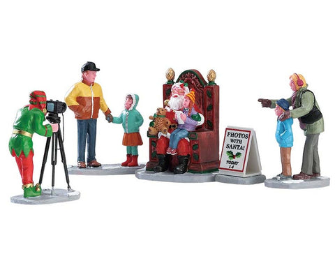 LEMAX Set 5 personaggi Foto con Babbo Natale in resina H7.4 cm