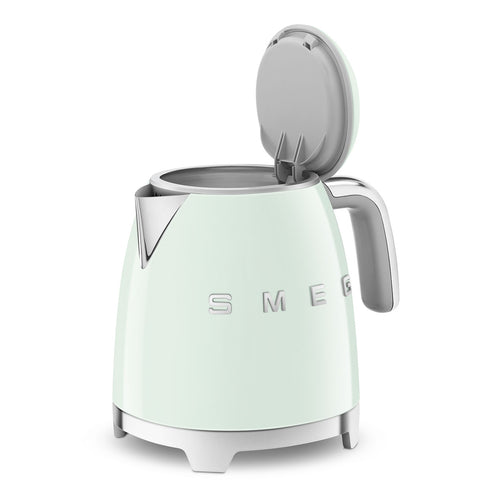 SMEG Smeg Mini Kettle in pastel green stainless steel, 50s 200x200x152mm