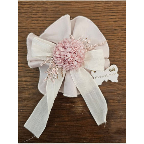 Fiori di Lena Saponcino da bagno con fiore Dalia e fiocco 9xH4 cm 6 varianti(1 unità) - Angelica Home Stabia