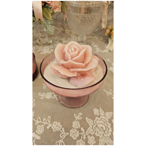Cereria Parma Alzatina in vetro rosa antico con candela rosa artigianale D14xH10 cm