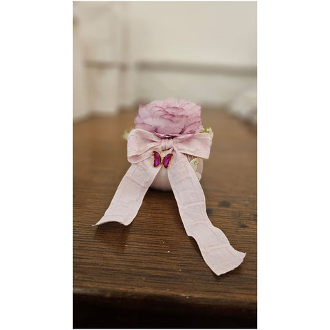 Fiori di Lena Puffo artigianale fiore ranuncolo e applicazione farfalla D8xH9 cm 5 varianti(1 unità) - Angelica Home Stabia