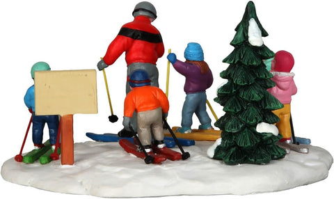 LEMAX Personaggi Scuola di sci "Ski School" H7.3x14.7x11 cm