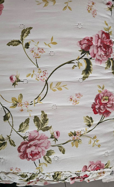 Art Deco Spring Single Quilted Bedspread with Ruffle "Roses" 180x270 cm