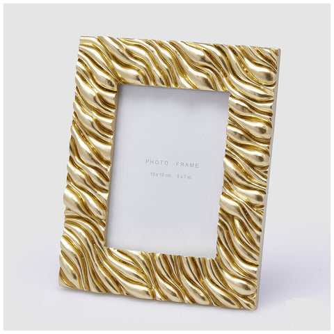 Cadre photo EDG Enzo De Gasperi Waves en résine dorée 21xH27 cm