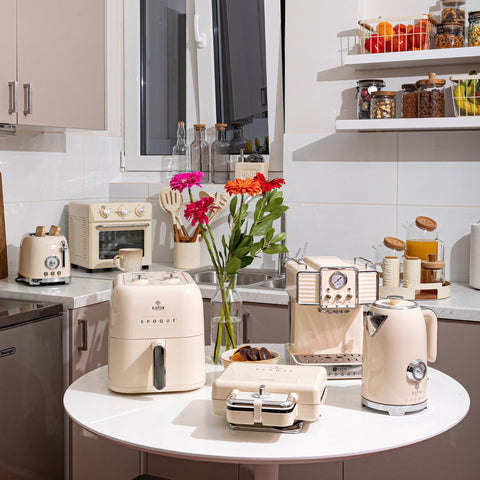 Estia Home Bollitore elettrico in acciaio crema "Epoque" 2200w 1.7lt