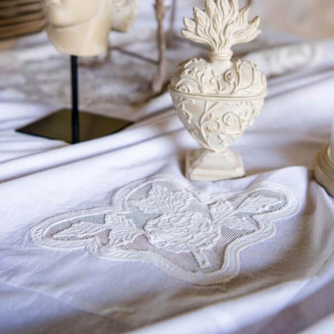 Blanc Mariclò Tovaglia copritavolo in cotone bianco e gala "Soffio Collection" L160xH280 cm