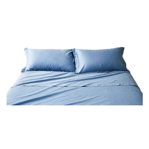 Drap en coton bleu clair PEARL WHITE ONYX sur lit simple 160x290 cm