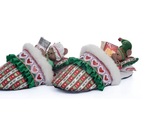 GOODWILL Décoration de Noël Mickey Mouse en chaussons "Katherine's" 2 variantes (1pc)