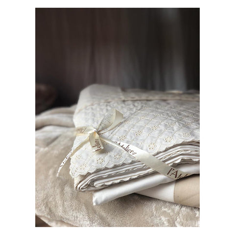 L'ATELIER 17 Spring double bed set, Boutis summer sheets in pure cotton with San Gallo lace "Corinne" hand-sewn artisan product Made in Italy 5 variants