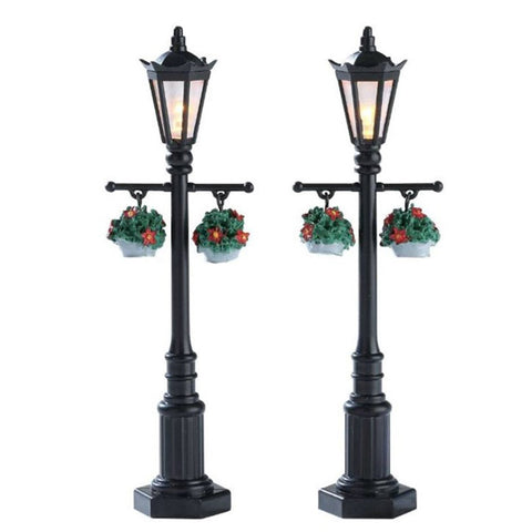 LEMAX Set of 2 pieces street lamps with "English Lamp Post" LED lights in resin