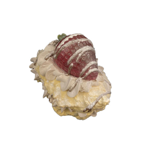 I DOLCI DI NAMI Choux à la crème artificiels avec décoration sucrée à la fraise et à la crème rose 10x7 cm