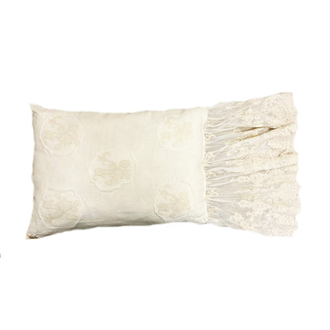 OPIFICIO DEI SOGNI Furnishing cushion with ivory linen lace flounce 45x32+30 cm