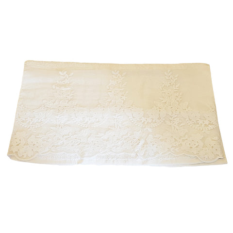 CHARMING Set of handcrafted cotton and lace face and guest bath towels
