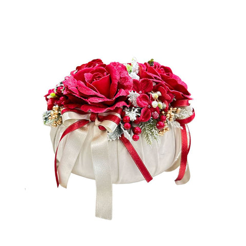 FIORI DI LENA Velours Schtroumpf 4 roses veloutées ruban noeuds pin et baies blanc Ø28 cm