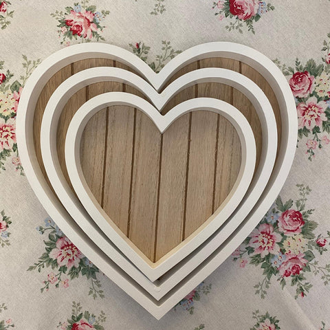 MAGNUS REGALO Set of 3 white and dove gray heart-shaped wooden trays 20x30 cm