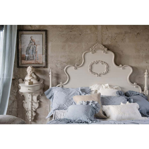 Blanc Mariclò "Dentelle" furnishing cushion in light blue linen with frills