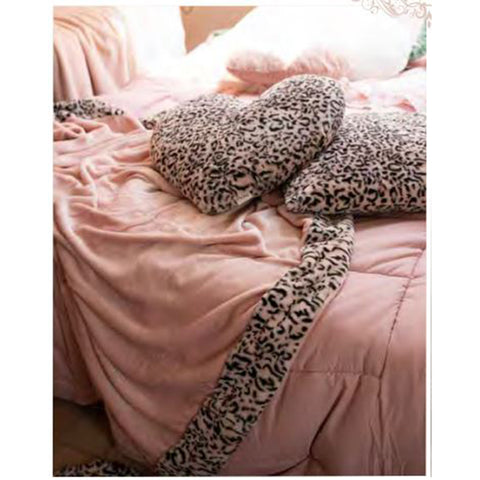 L'Atelier 17 Shabby leopard winter plaid "Feeling" 160x210 cm 3 variants (1pc)
