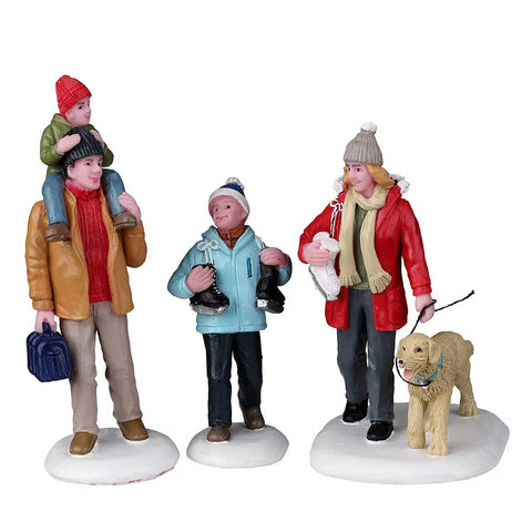 LEMAX Set di 3 personaggi famiglia si va a sciare "Going Skating" per il tuo villaggio natalizio