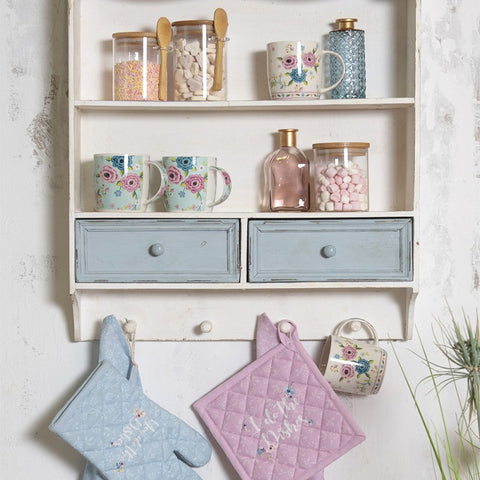 CLAYE &amp; EEF Shabby chic white and light blue wooden hanging plate rack with knobs and drawers 56x13x60 cm