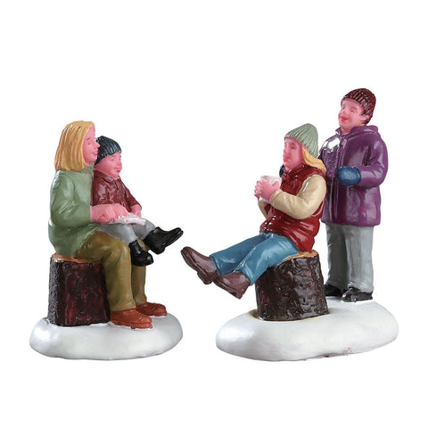 LEMAX Set of 2 complete family "Quality Time With Mom" ​​for your Christmas village