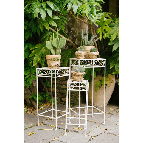 Nuvole di Stoffa Set of 3 Shabby cream antique iron stools H70/60/50 cm