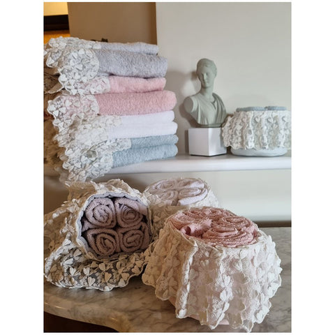 L'Atelier 17 Set 2 asciugamani in spugna con pizzo a cuori "Lolita" Shabby 6 varianti (1pz)