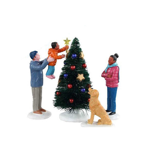 LEMAX Build your village the finishing touch tree and figurines 8.8 cm